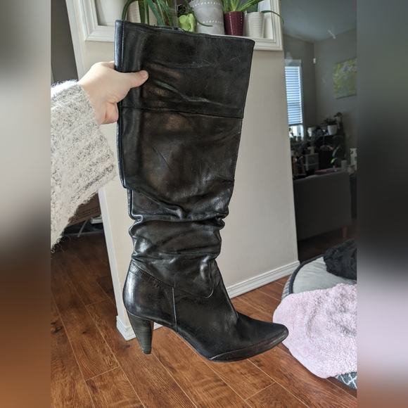 Vintage leather knee boots - Picture 10 of 12